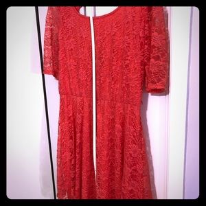 Dress w/ belt. Junior :XL. Length is mid thigh.